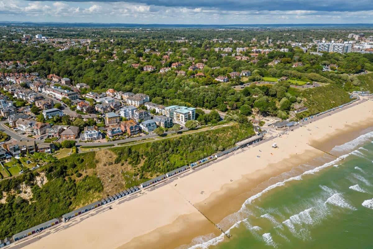 Middle Chine Villa Bournemouth Buitenkant foto